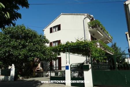 Apartments Milka-Jure Srima-Vodice Vodice Croatia