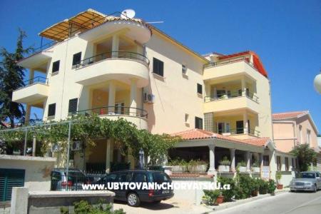 Apartments Bilan Vodice Croatia