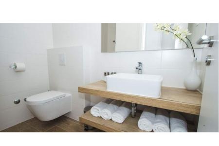 Olive Tree Apartments photo 5