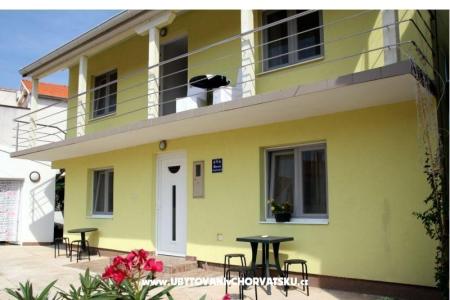 Vila Sara Vodice Croatia