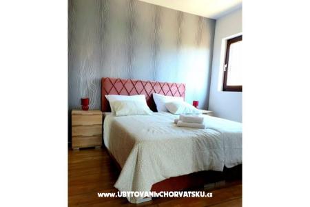 Apartments Grubelic photo 5