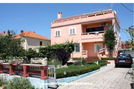 Apartment Neda  photo 2