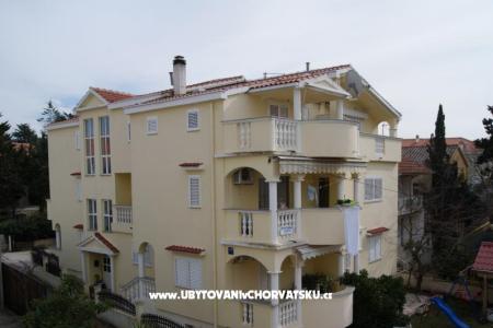 Apartments Marta Zadar - Diklo photo 2