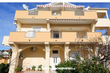 Apartments Mira photo 4