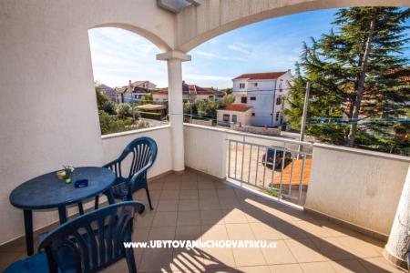 Apartments Stanic photo 3