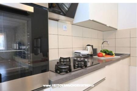 Apartments Zadar House photo 3