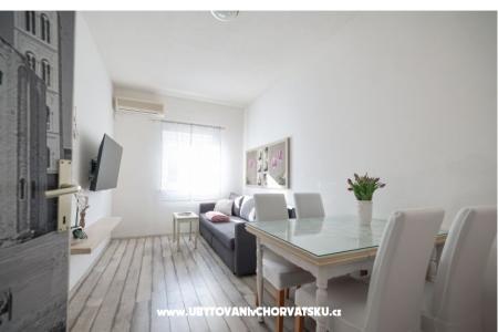 Apartments Floresita photo 3