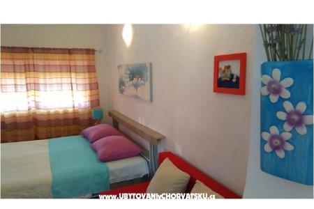 Studio apartment Ella Vrsi i apartm photo 4