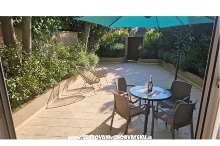 Eden Apartments photo 4