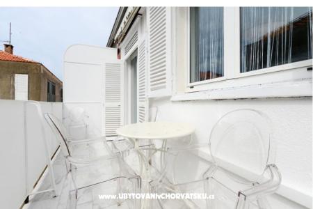 Maria Luxury Suite, Center photo 2