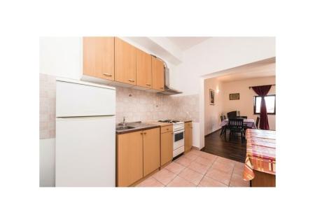 Sunshine Apartments photo 5