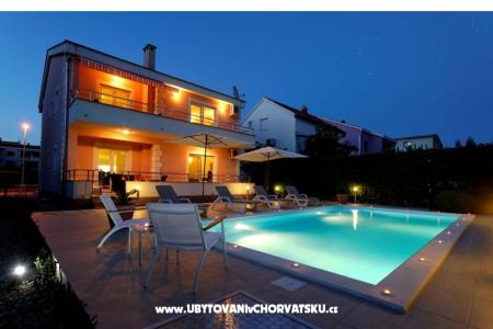 Apartment with pool ViGo photo 2