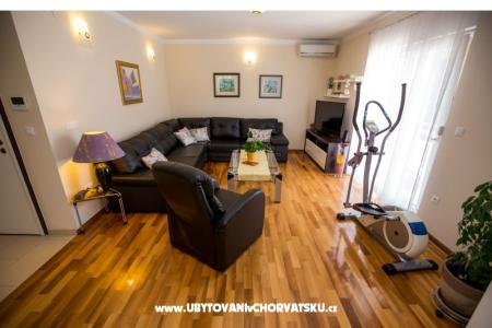 Apartment with pool ViGo photo 5