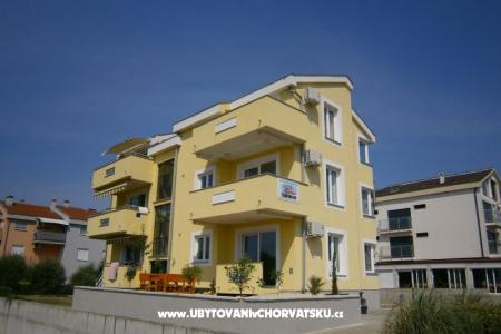 Alexis House photo 4