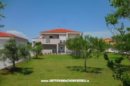 Apartments Jasminka photo 4