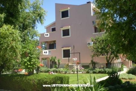 Apartments Martina photo 3