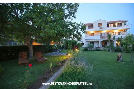 Apartments Peroš photo 3