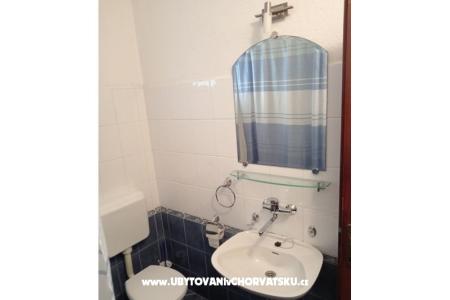 Apartments Živogošće photo 5