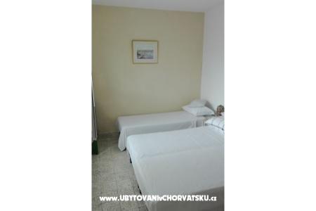 Family house on the beach photo 5