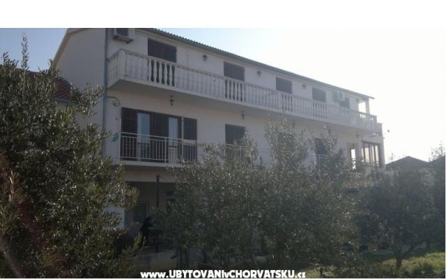 Apartments Drago – Accommodation Betina Kroatië