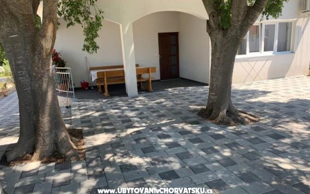 Apartment Anka – Accommodation Bibinje Kroatië