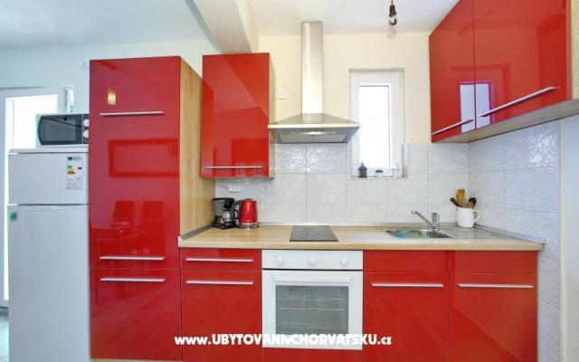 Apartments Mirko i Anka Hromin – Accommodation Bibinje Kroatië