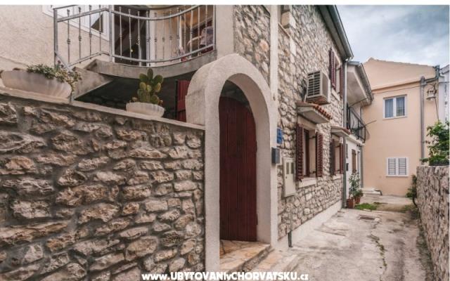 Holiday House Emi – Accommodation Bibinje Kroatië