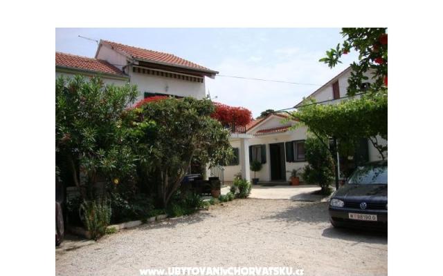 Apartments Gabi – Accommodation Biograd Kroatië