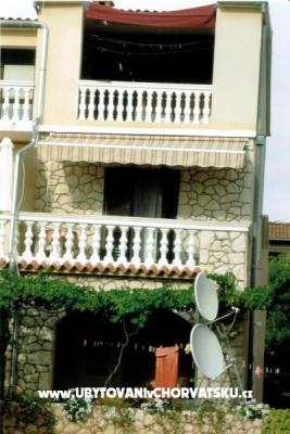Apartments Kvarantan i Karabatić  – Accommodation Biograd Kroatië