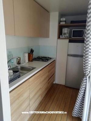 Mobilna kućica – Accommodation Biograd Kroatië