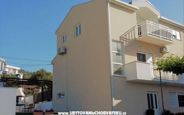Apartments Villa Judita – Accommodation Blace Kroatië