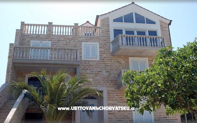 Apartments Dropuljic – Accommodation Island of Brac Kroatië