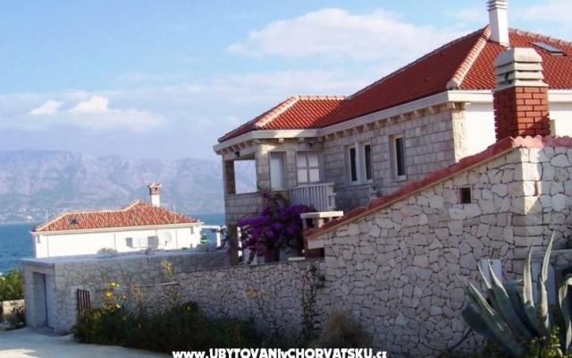 Apartments Villa Vanja – Accommodation Island of Brac Kroatië