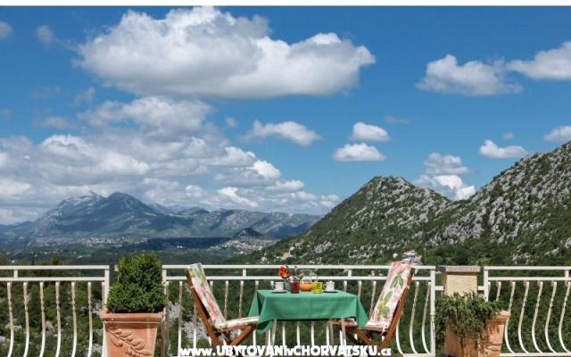 Villa Brelissima – Accommodation Brela Kroatië