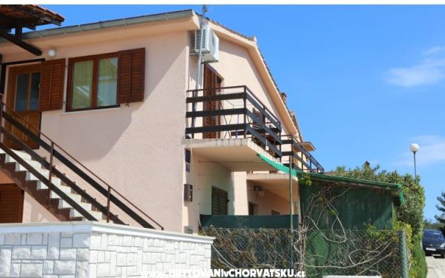 Apartment Dona – Accommodation Fazana Kroatië