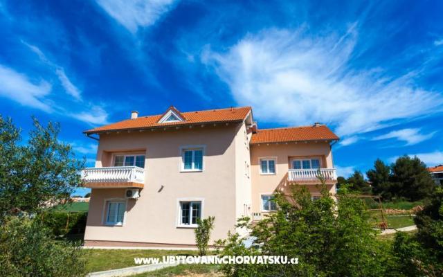 Apartments Sea view – Accommodation Sv. Filip i Jakov Kroatië