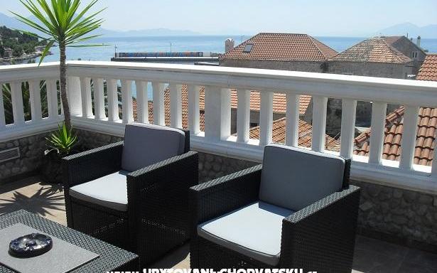 Apartments Dinko &amp; Marija – Accommodation Island of Hvar Kroatië