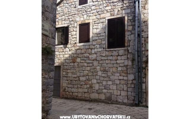 Stone house – Accommodation Island of Hvar Kroatië