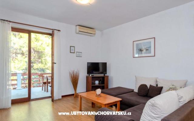 Prekrasni apartmani u blizini mora – Accommodation Island of Hvar Kroatië