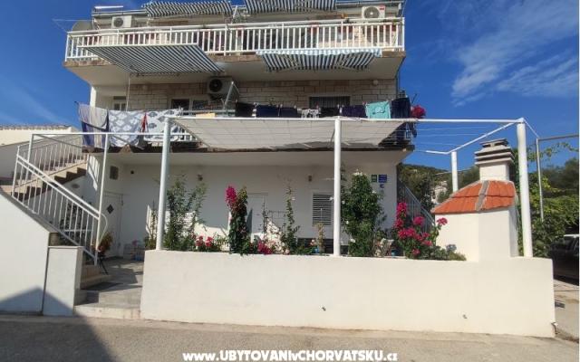 Apartments Branka Drače – Accommodation Drace &amp; Trstenik Kroatië