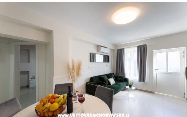 Apartment Anamarija – Accommodation Kastela Kroatië