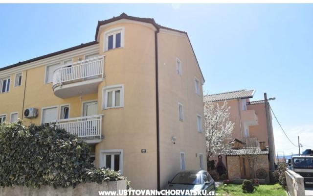 Apartments Jelena – Accommodation Kastela Kroatië