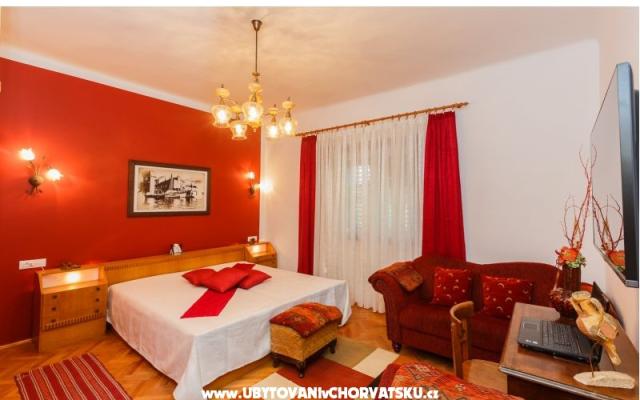 Big Apartment – Accommodation Kastela Kroatië