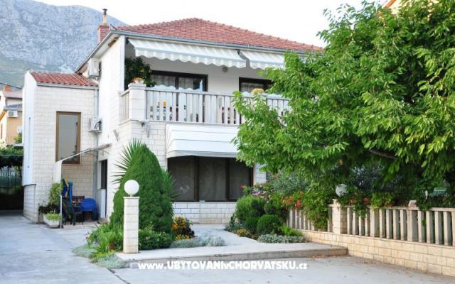 Guest House Kastela TIN – Accommodation Kastela Kroatië