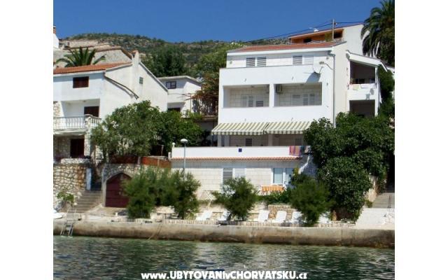 Villa Vedran apartments – Accommodation Klek Kroatië