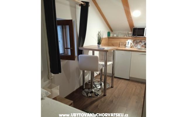 Studio App MZ – Accommodation Island of Krk Kroatië