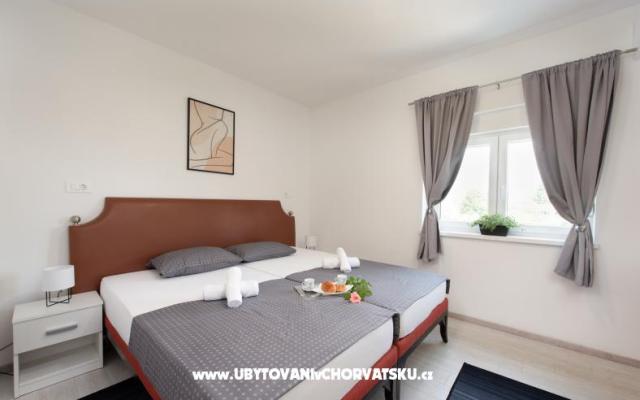 Hotel and Hostel Potpićan – Accommodation Labin Kroatië
