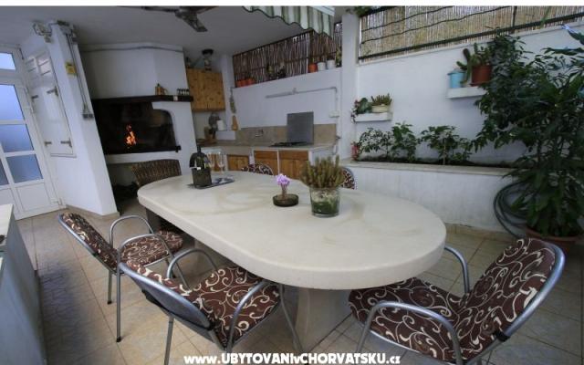 Apartment Dorin – Accommodation Makarska Kroatië