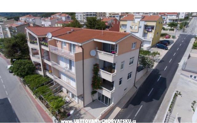 Apartments LIVIRA – Accommodation Makarska Kroatië