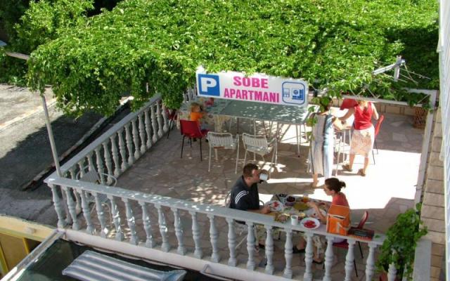 Appartments Mira i Zdenko Roso – Accommodation Makarska Kroatië